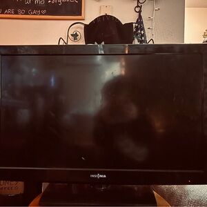 Tv with built-in DVD player